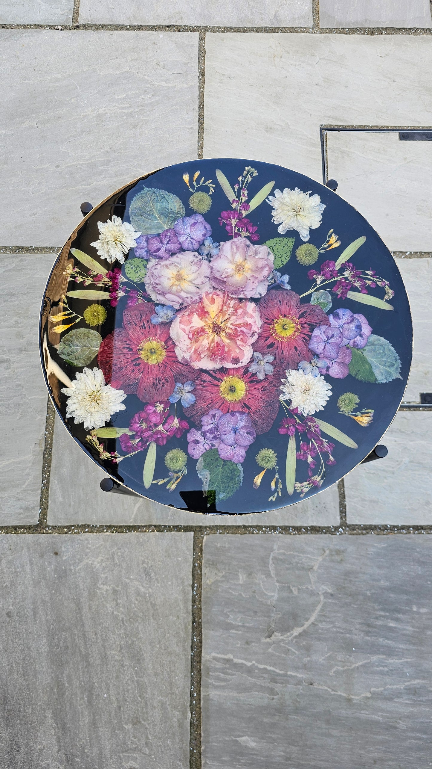 The Bloom Table – Round Resin Flower Preservation Table