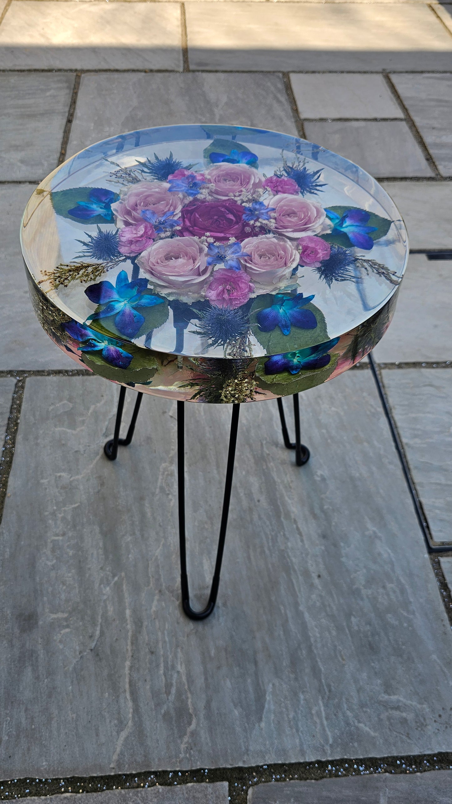 The Meadow Table- Thick Round Resin Preservation Table