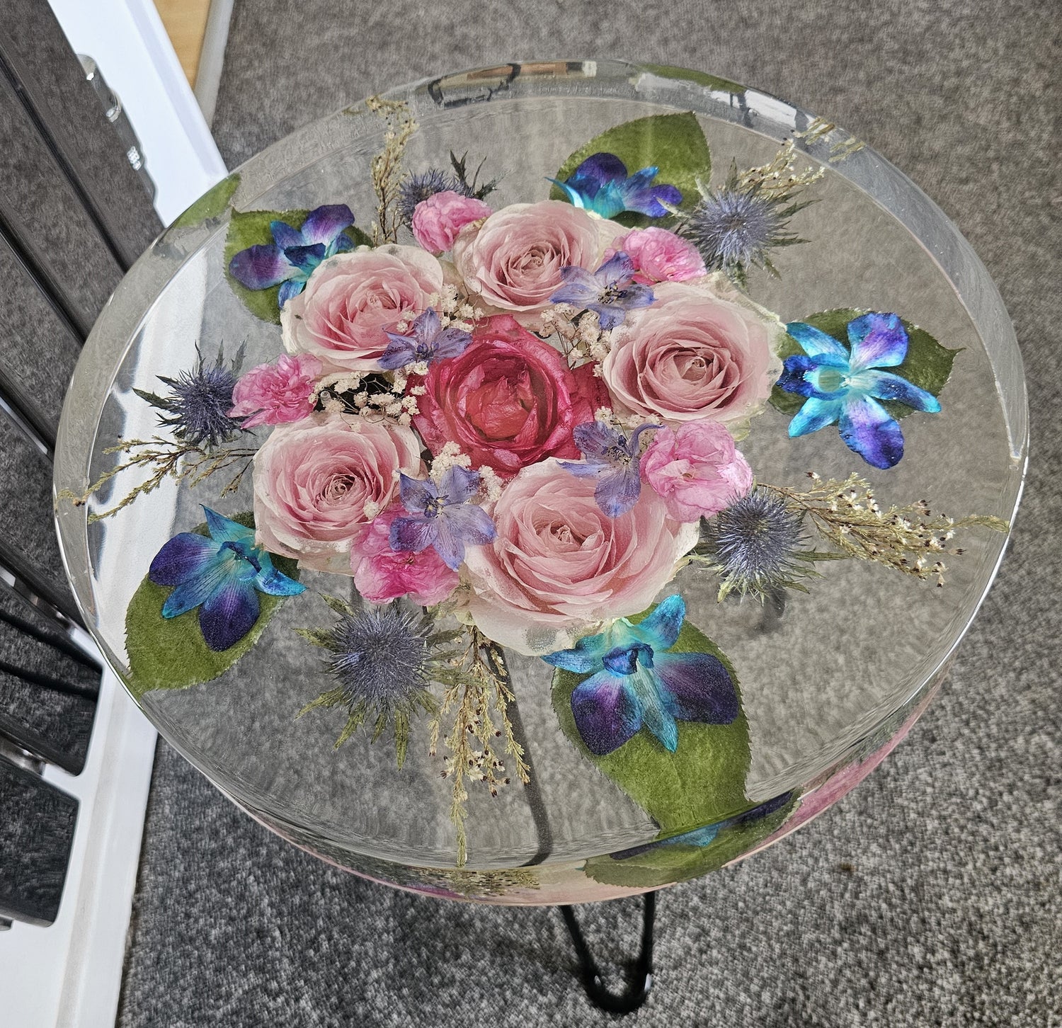 Handmade resin side table featuring preserved wedding bouquet flowers – custom furniture keepsake by Alma Makes