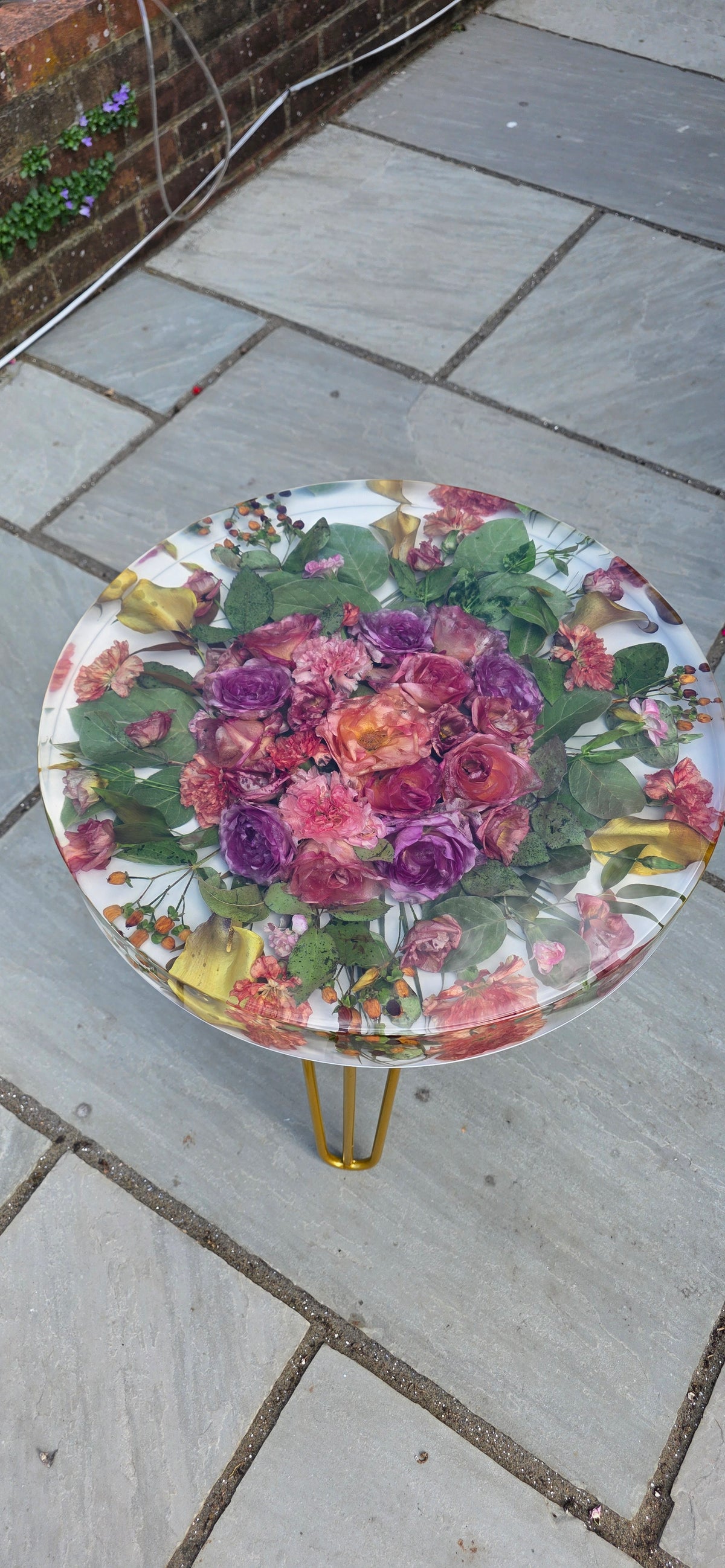 Bespoke Resin Flower Preservation Table – Large Round