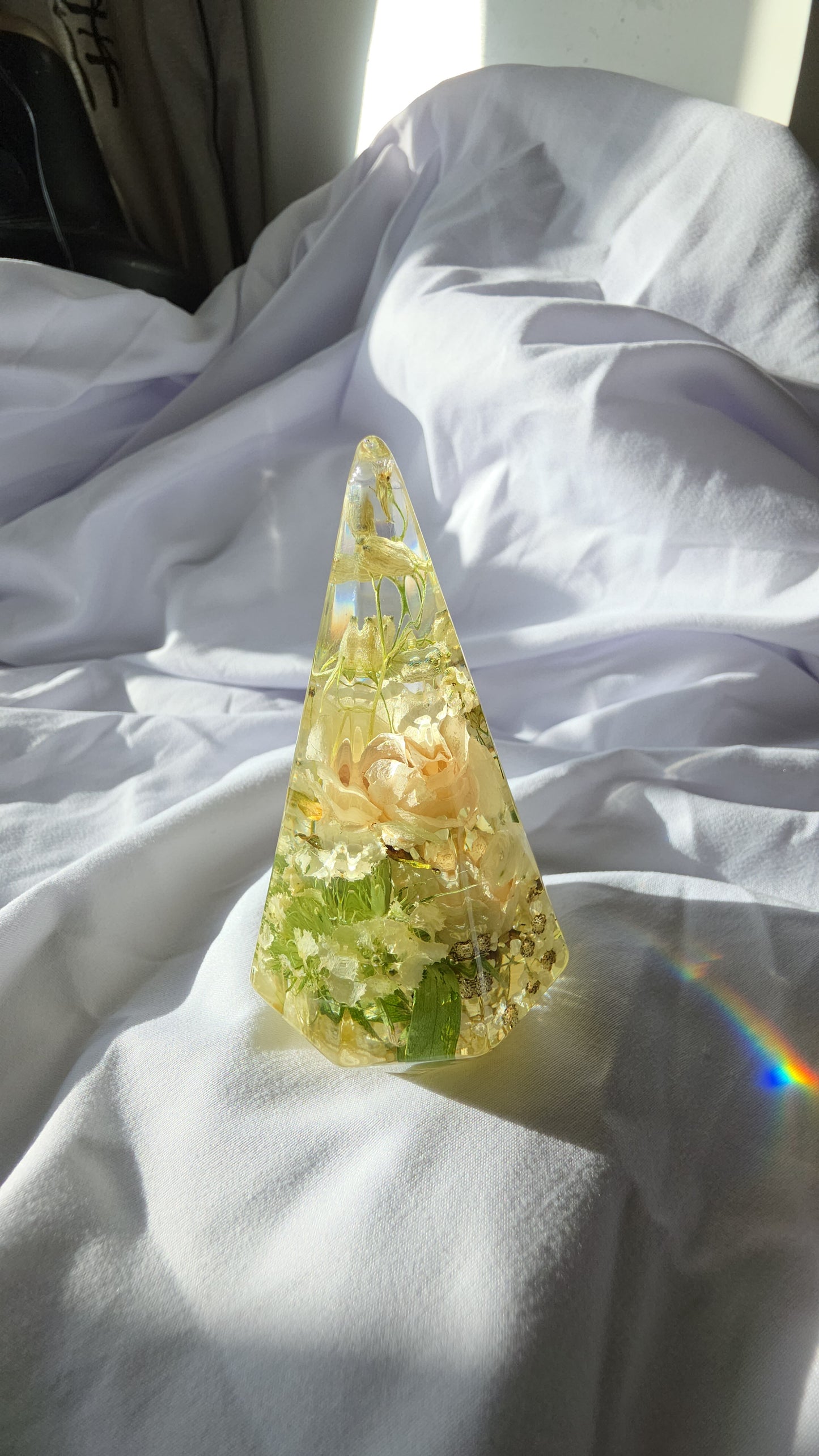 Custom floral resin ring holder with preserved flowers, handmade keepsake by Alma Makes