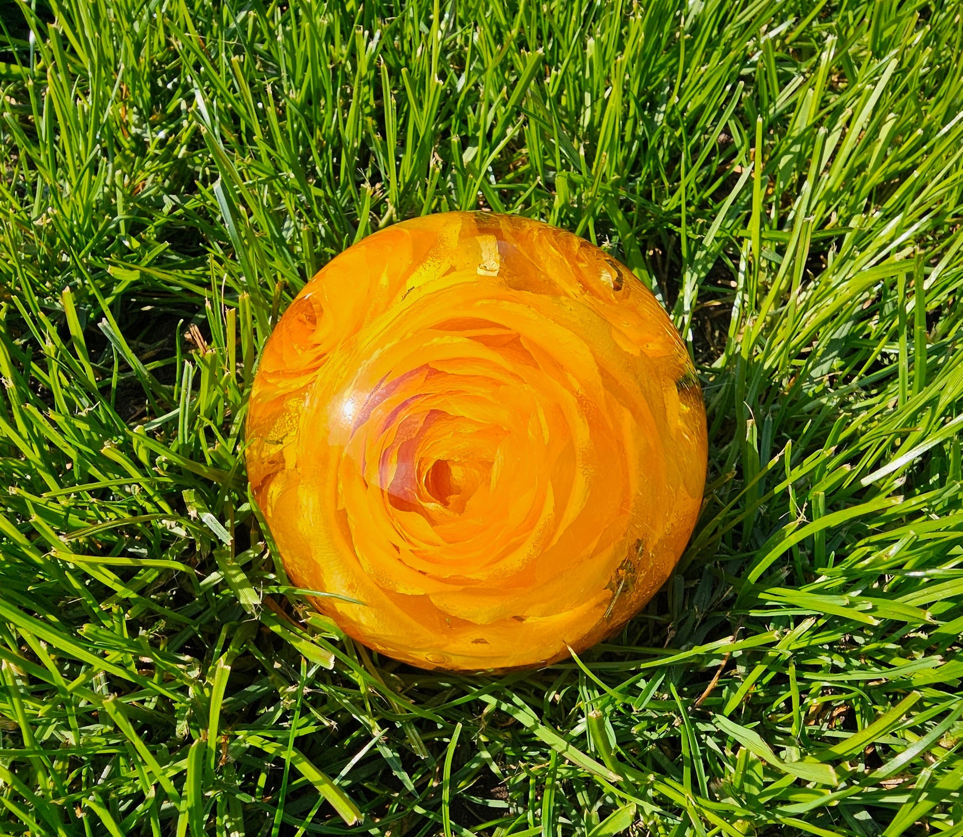 Pet Memorial flowers preserved in a 4" resin sphere keepsake
