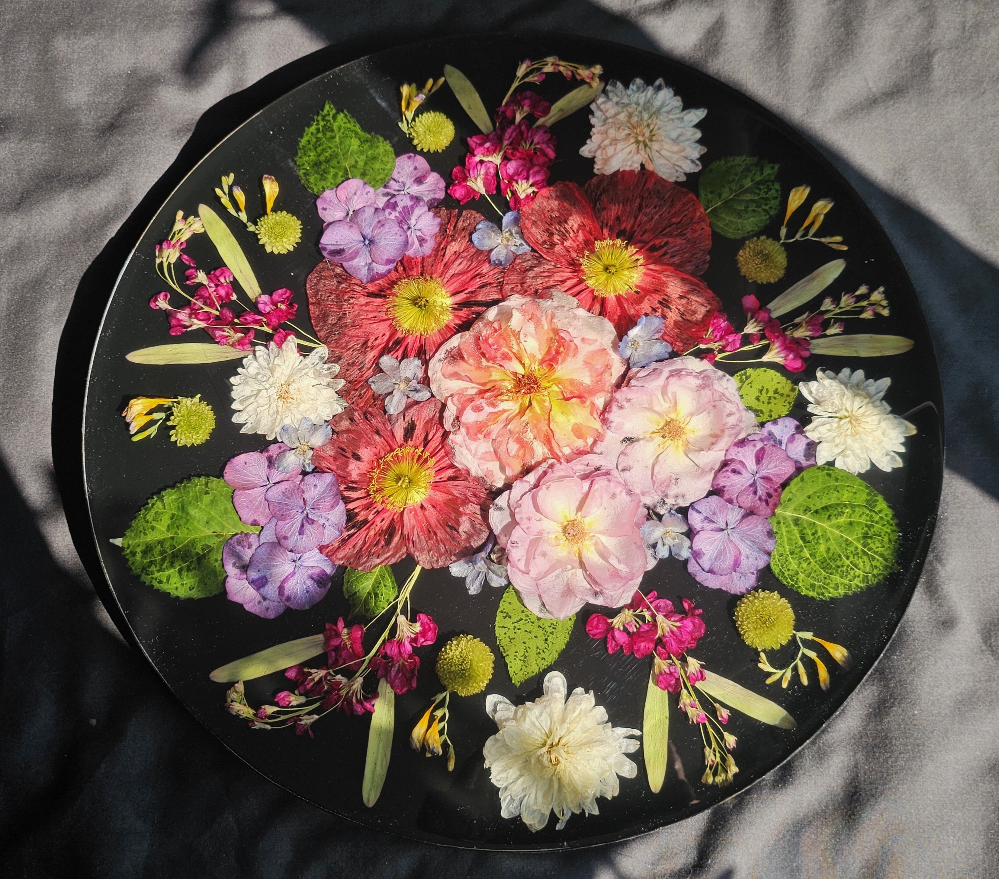 Custom round resin side table with preserved flat flowers – handmade 45cm design by Alma Makes