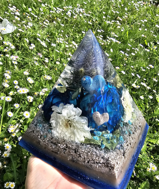 Custom Resin Pyramid